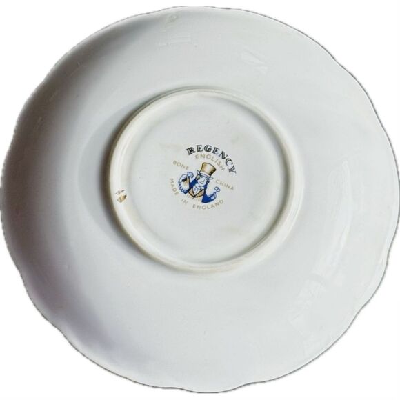 Vintage Regency English Bone China Plate - Delicate Floral Design - Picture 3 of 6